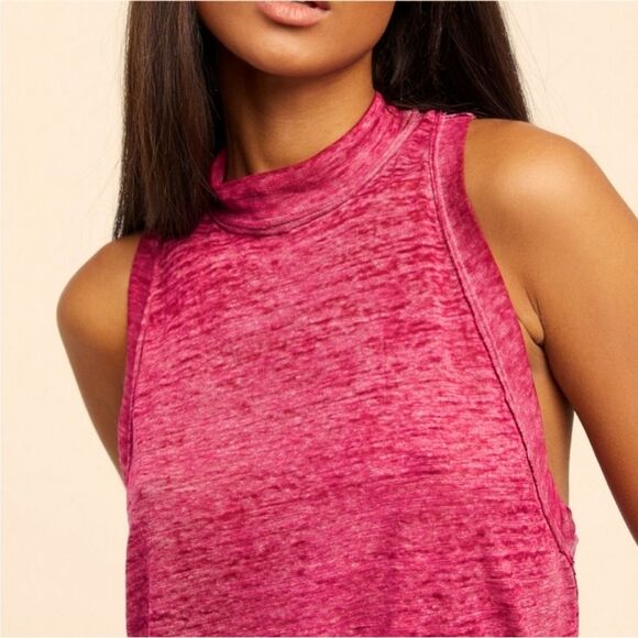 NWT Free People Brisbane Lightweight Racerback Mock Neck Tank Top Fuchsia XS - Picture 2 of 16